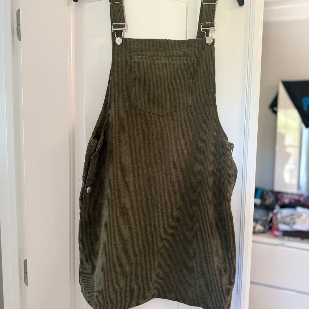 Cupshe Olive Green Corduroy Midi Dress